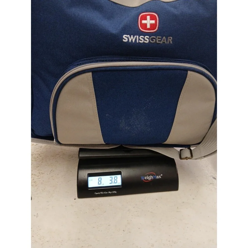SwissGear Blue and Gray Picnic Backpack with Full Picnic Set